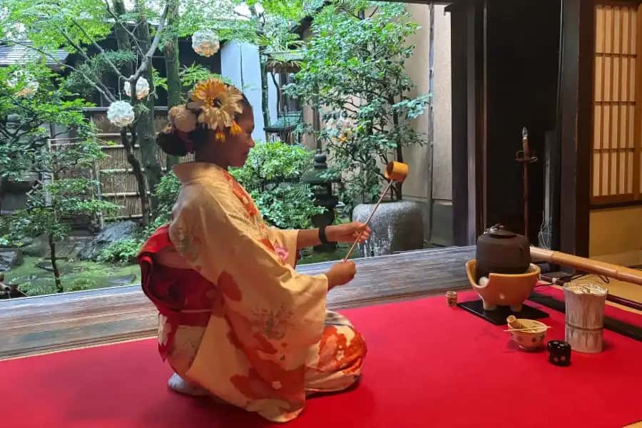 Kimono & Tea Ceremony Experience (Private Plan)